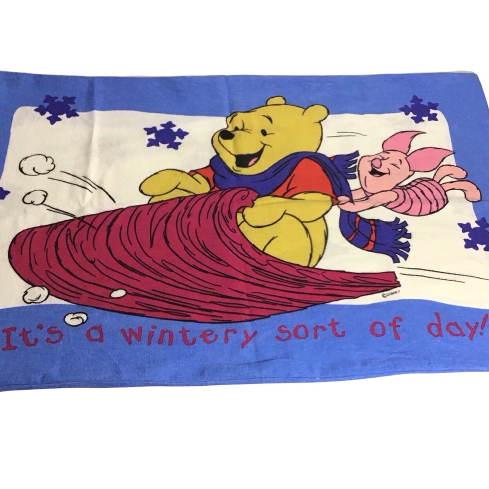 Vtg Winnie the Pooh Piglet Pillowcase Flannel Queen Snow Snowflakes Skiing Sled
